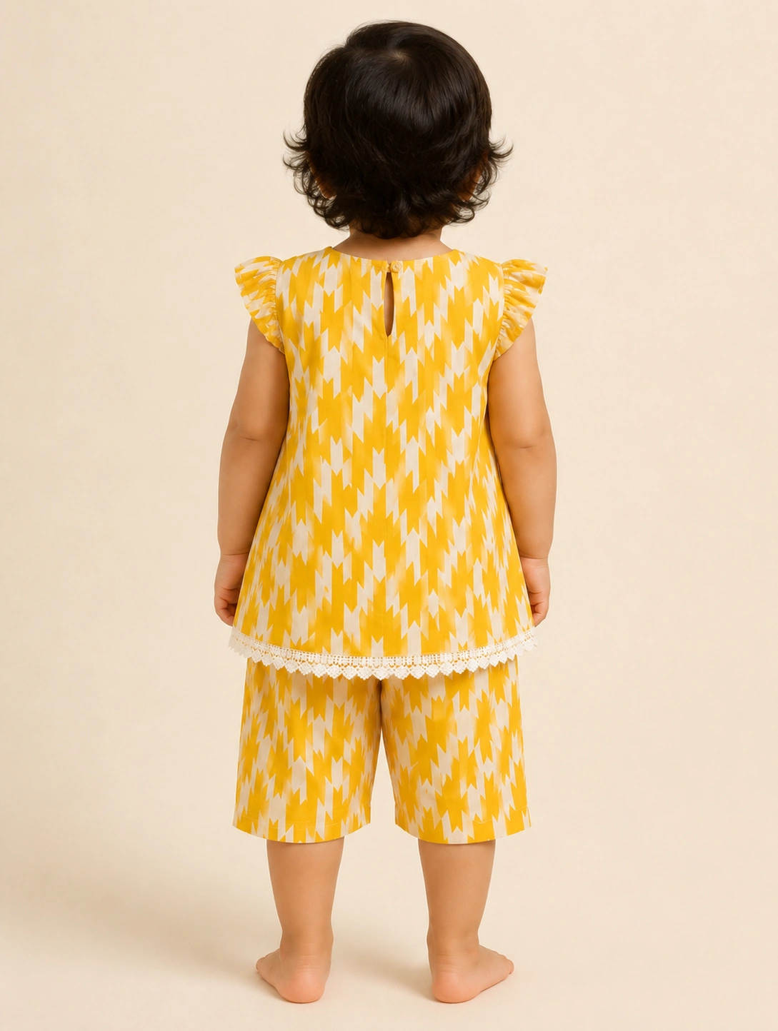 Sunburst Ikat back view with white crochet lace